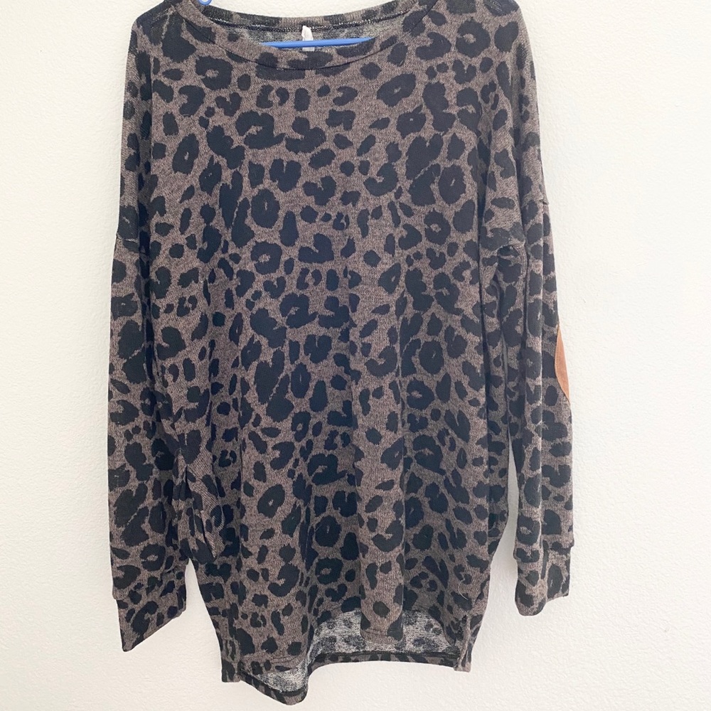 Grey Leopard Print Long Sleeve Elbow Patch Top